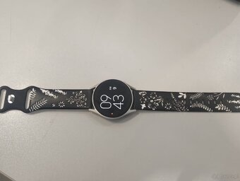 Pakiet ruchomości (TV, smartwatch, odkurzacz) - 6