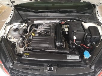 VW GOLF 1.2 TSI - 6
