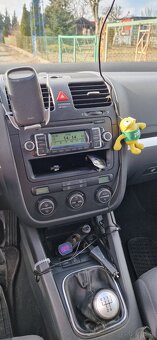 VW GOLF V 80KM benzyna - 6