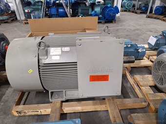 Silnik elektryczny 30kw , B3 , 1480obr. kołnierzowy NOWY - 6