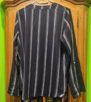 Elegancka bluzka na wzór koszuli, rozm. L/44  F&F - 6