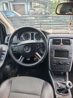 Sprzedam Mercedesa B w245 - 6