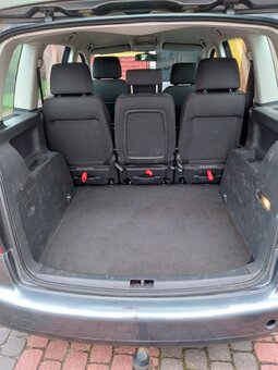 Sprzedam Volkswagen Touran 2005 - 6