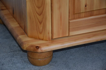 komoda z drewna sosnowego - jak nowa - 6