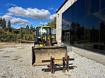 JCB 406 B ŁADOWARKA KOŁOWA 2013R | | 407 409 VOLVO L30 - 6