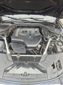 BMW 530 xDrive Luxury - 6