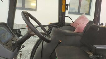 Traktor New Holland TD80D - 6