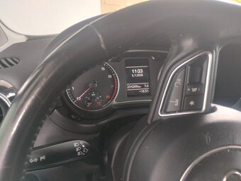 Audi A1 benzyna 2011 - 6