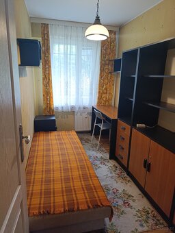 Wynajmę mieszkanie 3 pokojowe 2.000,- /studenci ,studentki - 6