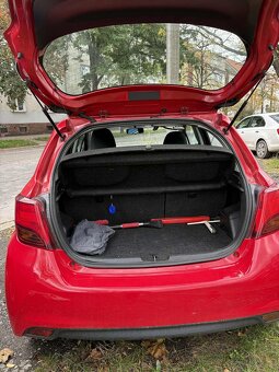 Sprzedam Toyota Yaris Premium 1,33, 99KM 6M. - 6