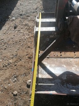 Sprzedam chwytak do materiałów sypkich. 500L - 6