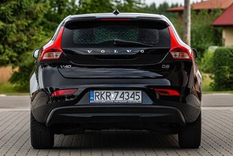 VOLVO V40 - 6