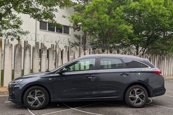 Hyundai i30 1.5 T-GDi CW MHEV 7DCT, Play 2023 - 6
