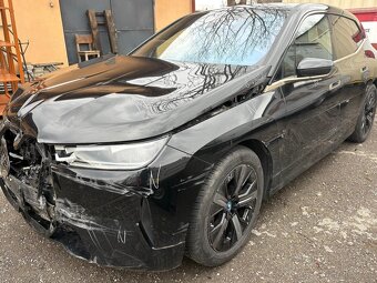 BMW IX Xdrive 40, r.6/2022, klima, panorama, 1. wlasciciel - 6