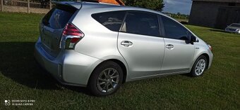 Toyota Prius Plus - 6