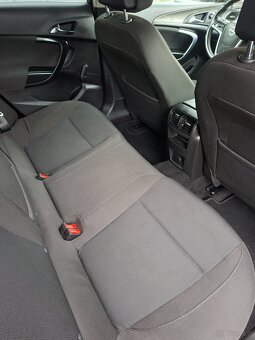Opel Insygnia 1.8 benzyna 2010r - 6