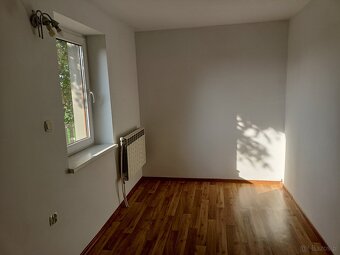 Sprzedam dom wolnostojący - 6