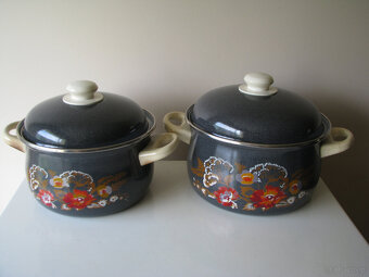 Solidne czeskie garnki emaliowane z czasów PRL z pokrywkami - 6
