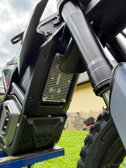 Elektryczny motocykl enduro 60V / 4800W - 6
