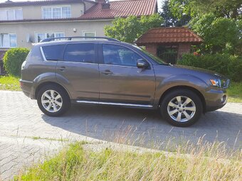 Mitsubishi Outlander z 2011r- 2.0 benzyna- PDC, Nawigacja - 6