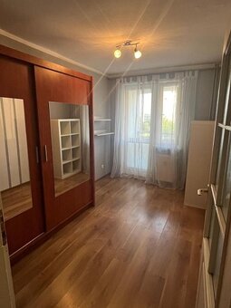 Mieszkanie o pow. 63m2, balkon, III piętro, Dobrzec - 6