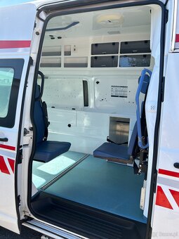 VW T5 2.0 TDI Ambulans / Karetka - DSG - 6