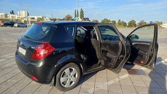 Kia Ceed 2.0 crdi Optimum - 6