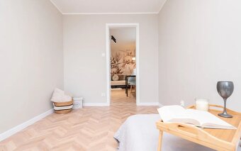 Mieszkanie o pow. 32m2, balkon, IV p., Os. Kaliniec - 6