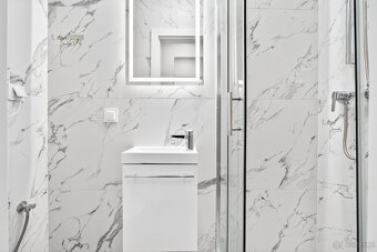 Pokój po remoncie wraz z umeblowaniem. - 6