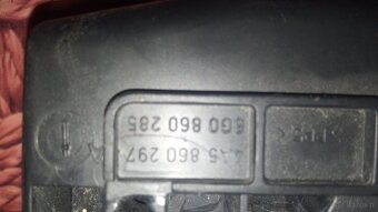 Uchwyt mocowanie trójkąta Audi A4 Passat B5 - 6