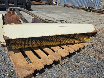 Miotła do zamiatania. Miotła do mini traktora. - 6