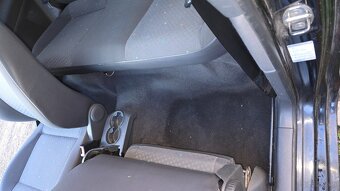 Sprzedam vw polo 1.4 16v 75km - 6