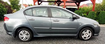 Honda City   2009rok   1.4 benz - 6