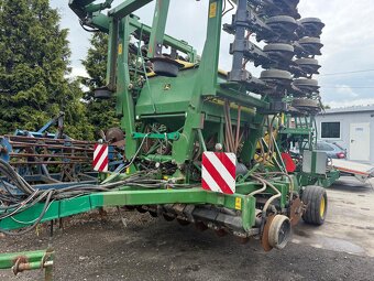 Siewnik Zbozowy John Deere 750A szerokość robocza 6m rok 2 - 6