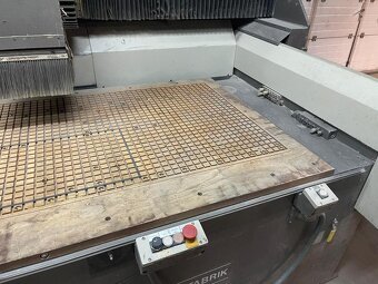 Maszyna numeryczna cnc - 6