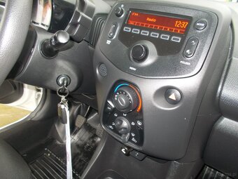 SPRZEDAM TOYOTA AYGO II - 6