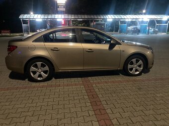Cruze 2.0 T-Diesel 150-KM - 6