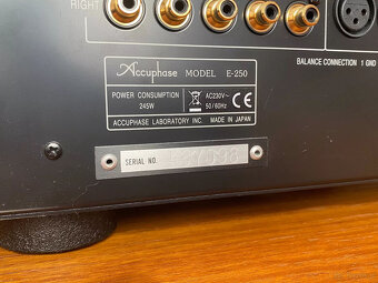 Accuphase E-250 Wzmacniacz zintegrowany, wzmacniacz stereo - 6