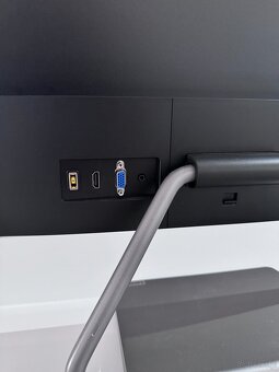 Syndyk sprzeda używany sprzęt komputerowy - 6