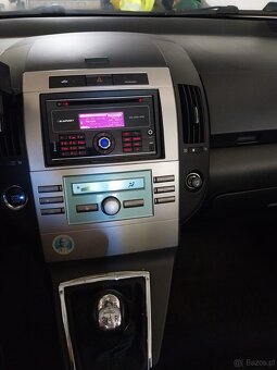 Toyota Yaris Verso-Polecam - 6