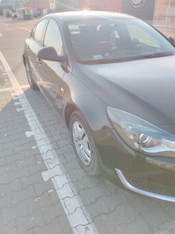 Sprzedam Opel Insignia rok 2015: benzyna 18 - 6
