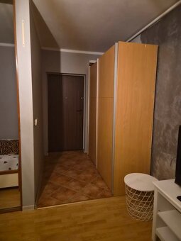 Kawalerka do wynajęcia - 6