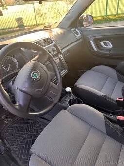 Sprzedam niezawodną Skodę Fabię z 2009 - 6