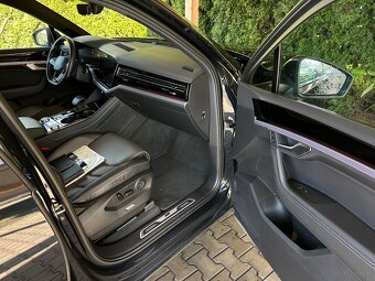 VOLKSWAGEN TOUAREG R-LINE 3.0 TDI VZDUCH PANORAMA MATRIX LED - 6
