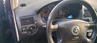 Sprzedam VW GOLF IV 1 ,4 Hatchbeck - 6