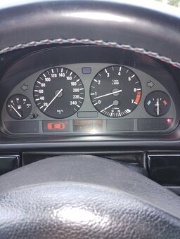 Sprzedam BMW E39 523 170KM - 6