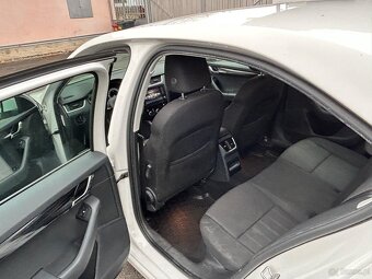 Škoda Octavia 2.0 TDI style - 6