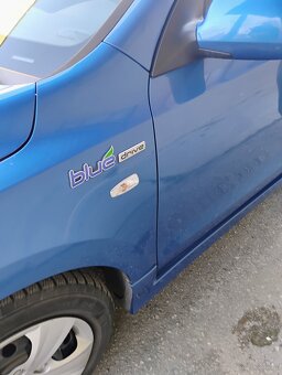 Hyundai i30 z małym przebiegiem - 6