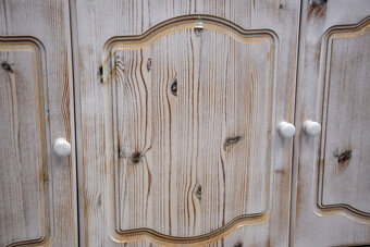 komoda z drewna sosnowego - jak nowa - 6