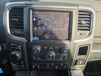 DODGE RAM 1500 5.7 HEMI 4X4 - 6